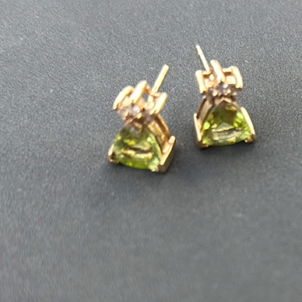 Elegant Gold and Green Stud Earrings